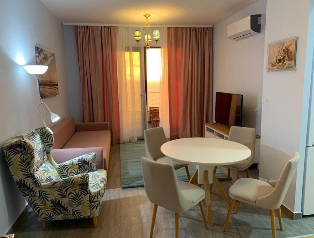Dollaku Apartments Бар Экстерьер фото